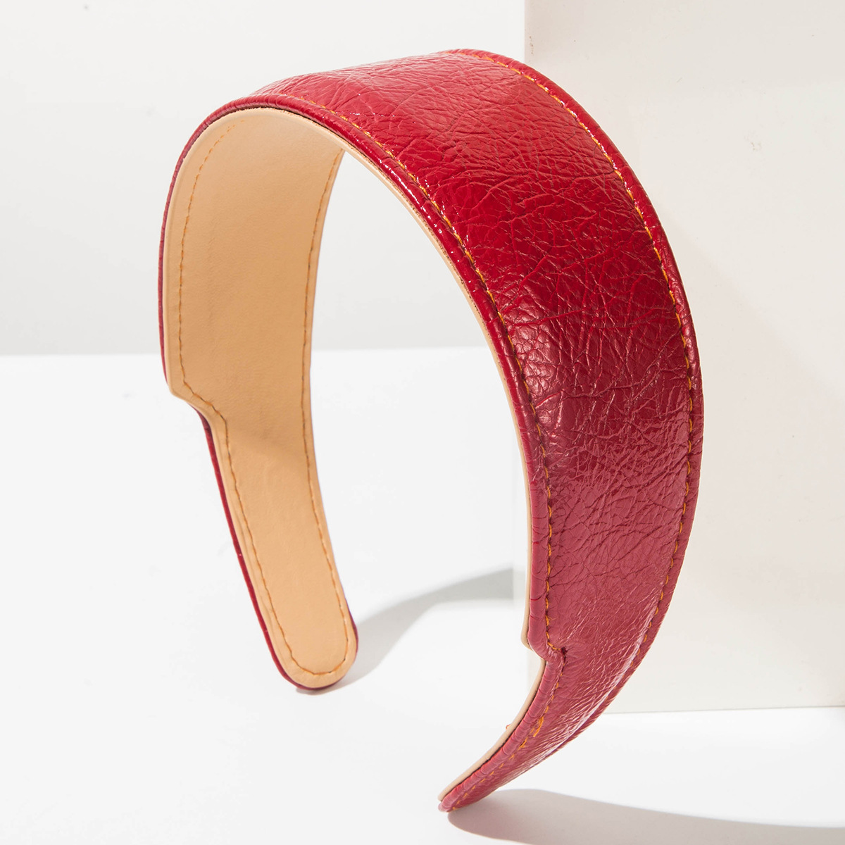 Eleganter koreanischer Stil, L – Leatherwork Pony Bewertung und Preis